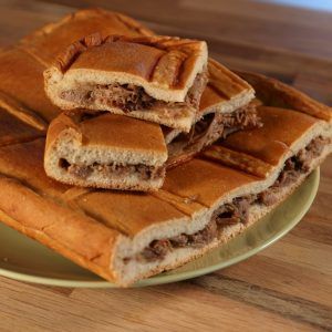 Empanada de carne guisada